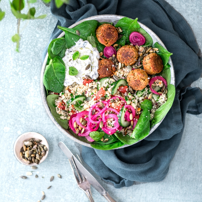 134979-001739-EC Falafel salat.png